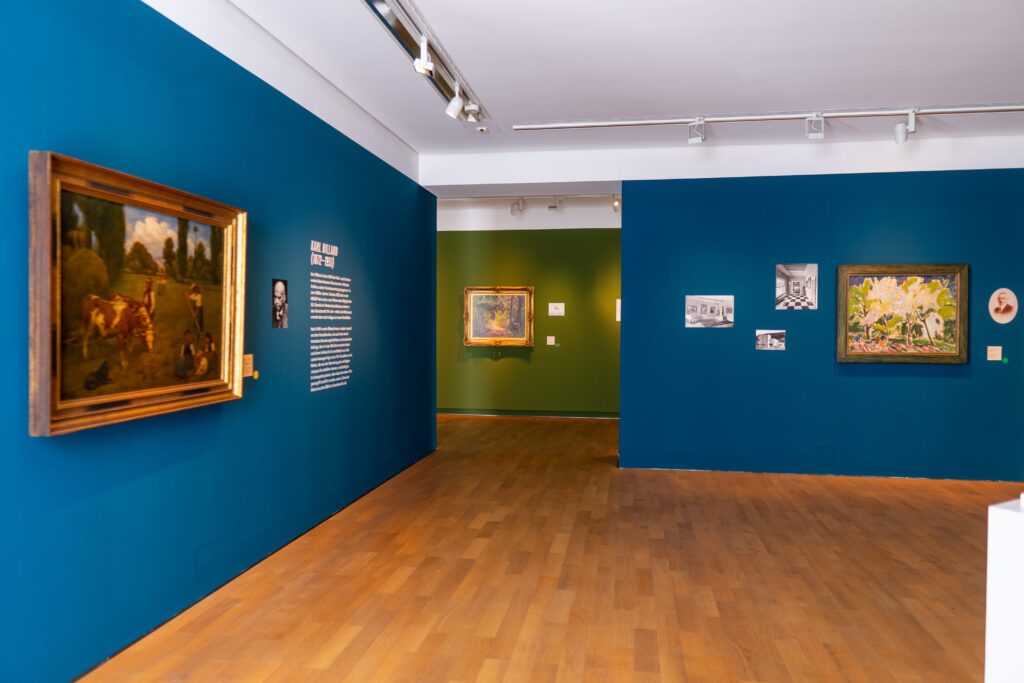 Ausstellungsansicht der "Zeitsprung: Gekauft. Getauscht. Geraubt?" Ausstellung im mpk Museum Pfalzgalerie Kaiserslautern.